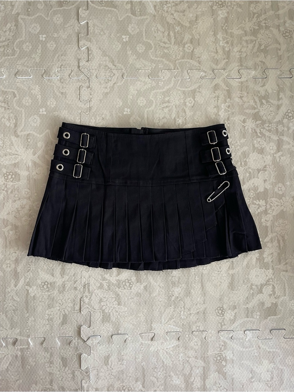 Tripp NYC Black Pleated Mini Skirt with Buckles & Safety Pin
